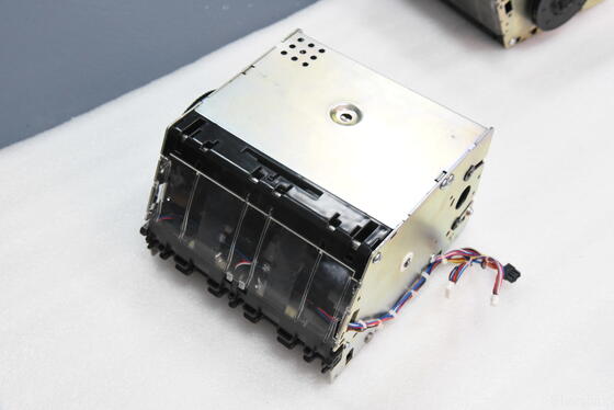 Les pièces détachées du nouveau distributeur automatique Diebold 1750291701 distributeur automatique Diebold Nixdorf DN200/250/450 ESC